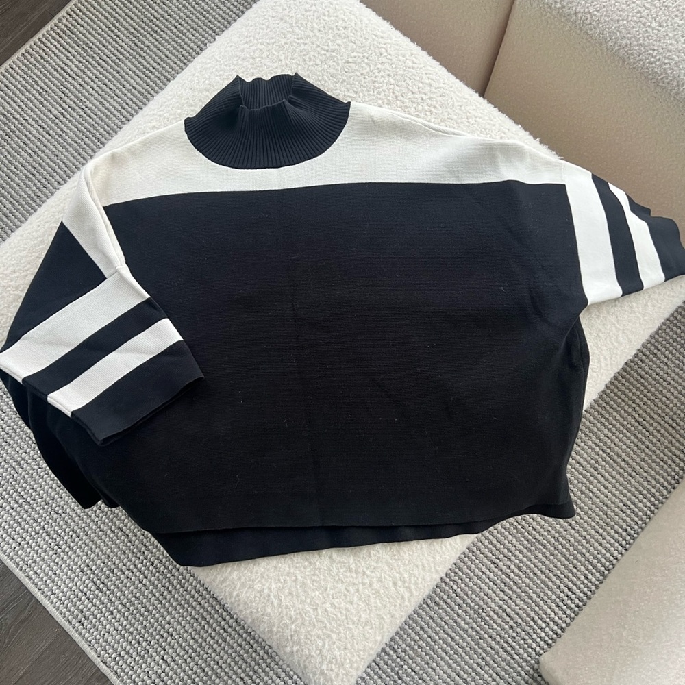 FRENCH CONNECTION | Black & White Sweater